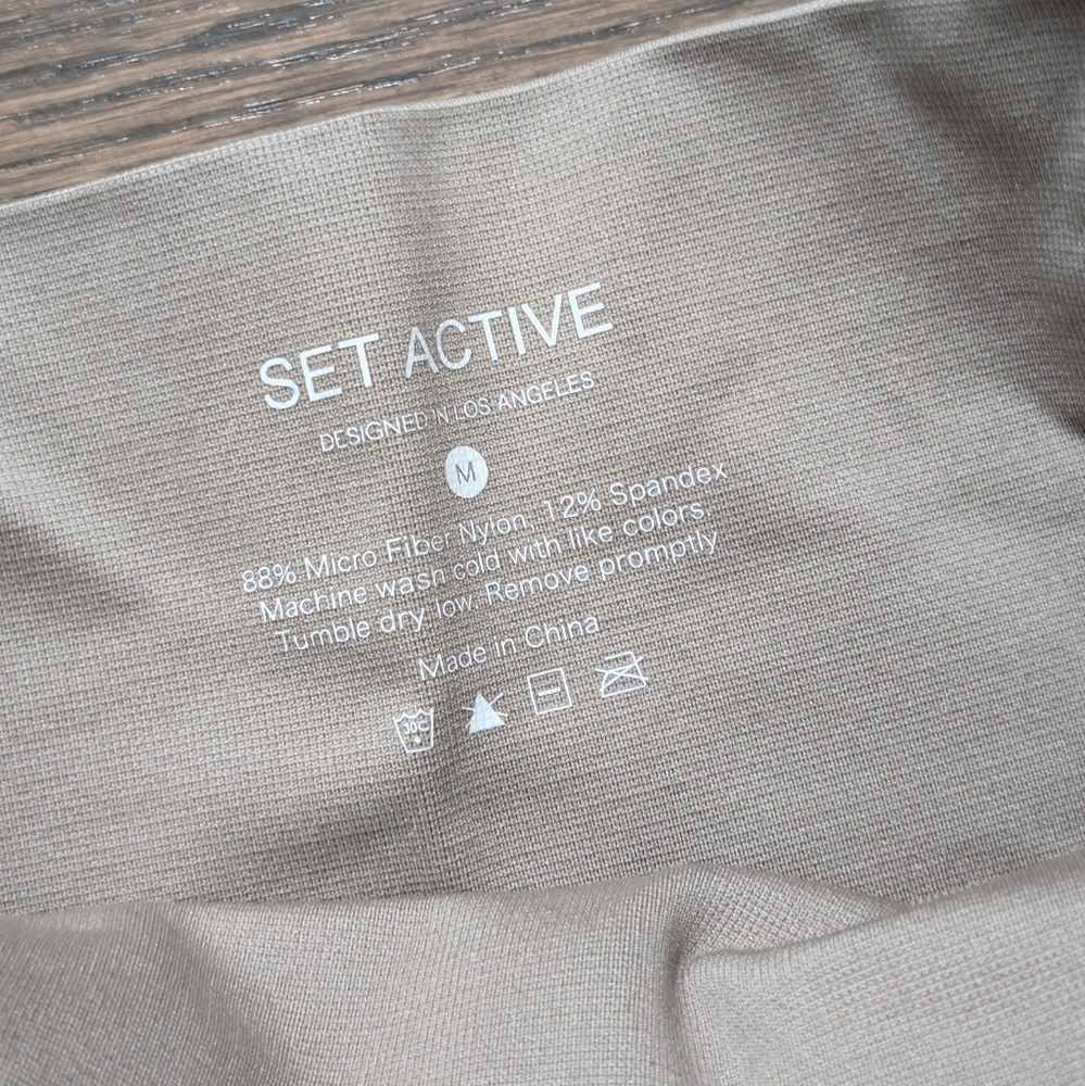 Worn Once - SET Active Leggings